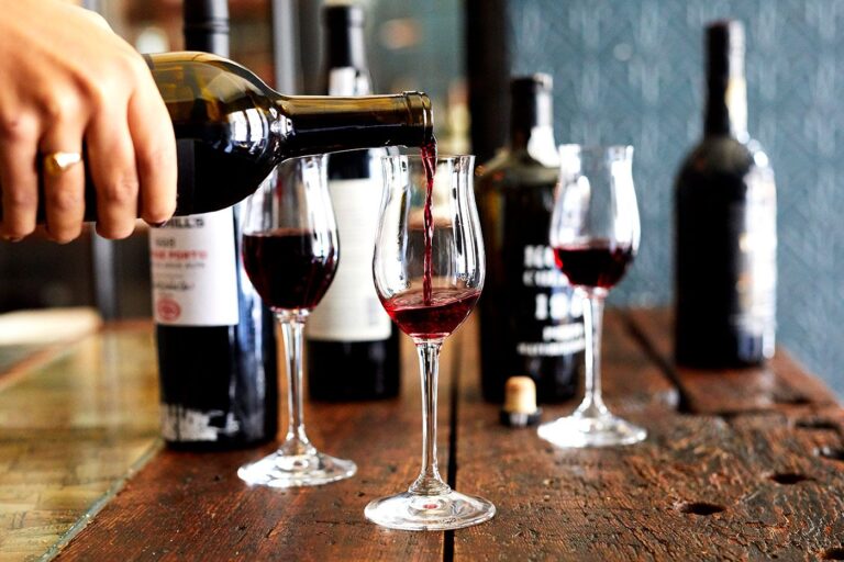 Fortified Wine: History, Types, Taste Profile, Benefits & Complete Guide for Wine Lovers